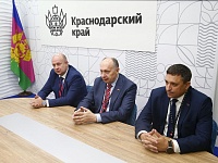 Губернатор Краснодарского края Вениамин Кондратьев и гендиректор Минского тракторного завода Виталий Вовк обсудили вопросы дальнейшего сотрудничества